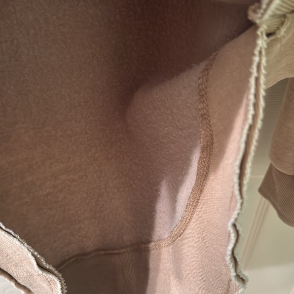 Royce comfy sweatshirt! Frayed edge look Size M - Picture 5 of 7